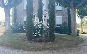Chambres Privees Dans Maison Avec Grand Parc Et Piscine Proche Via Rhona